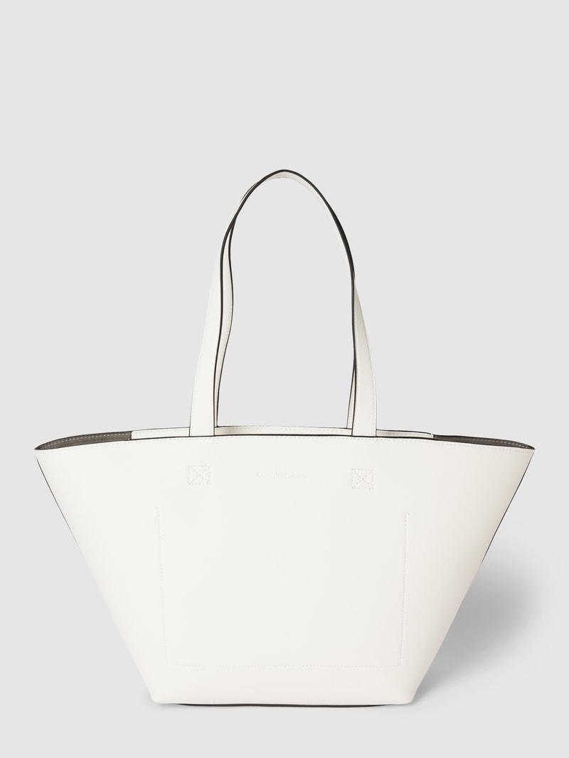 Shopper mit Label-Detail in weiss