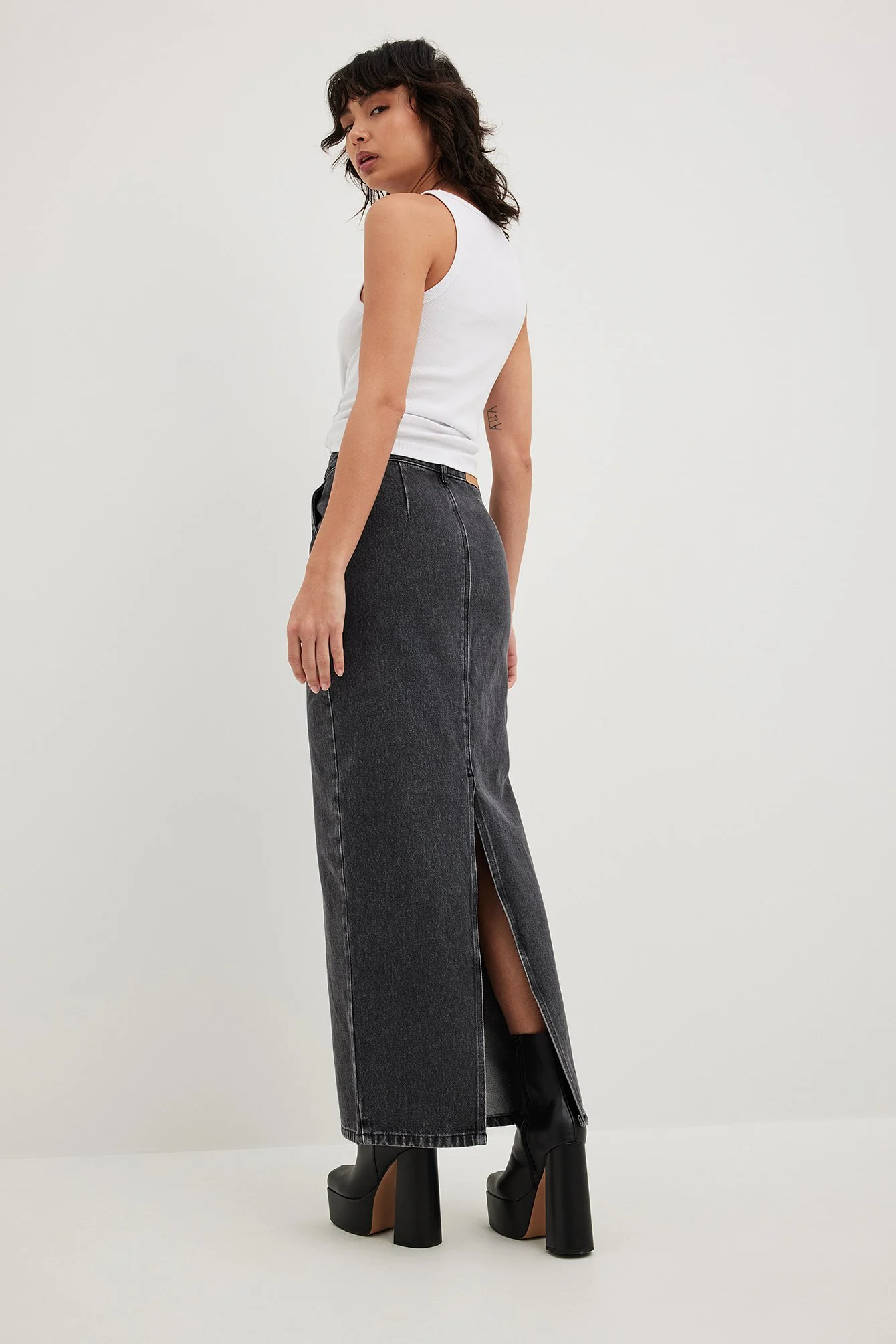 Jeans-Maxirock mit Schlitzdetail