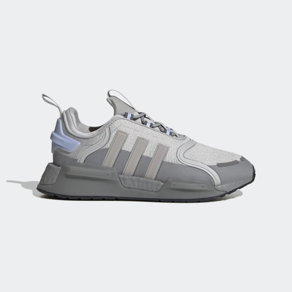 adidas NMD R1 V3 HQ4277 / grau