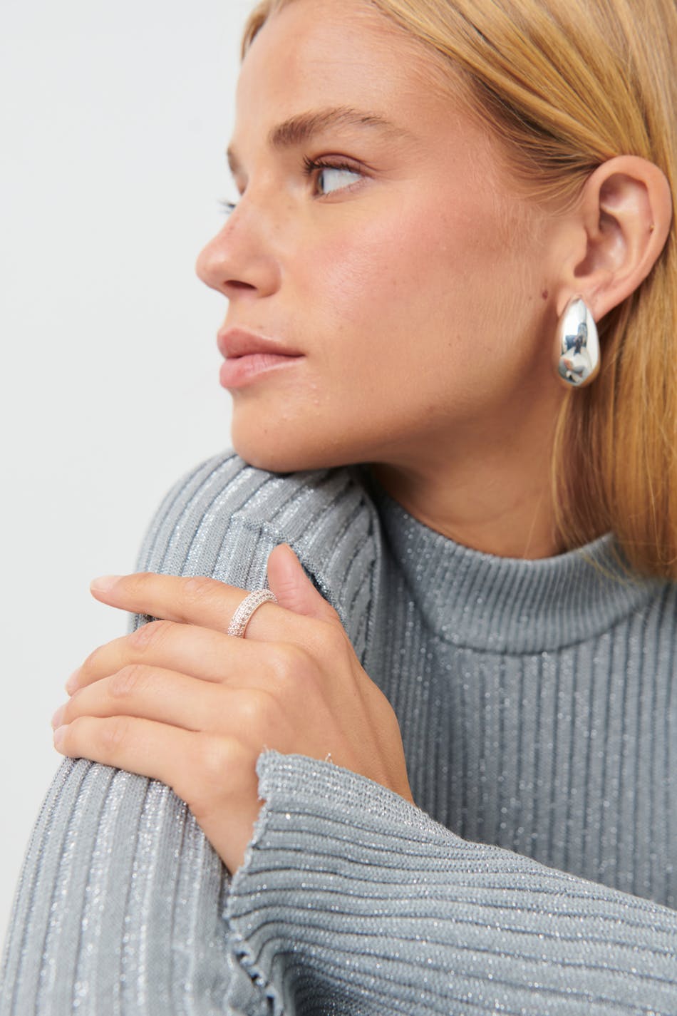 Pave ring