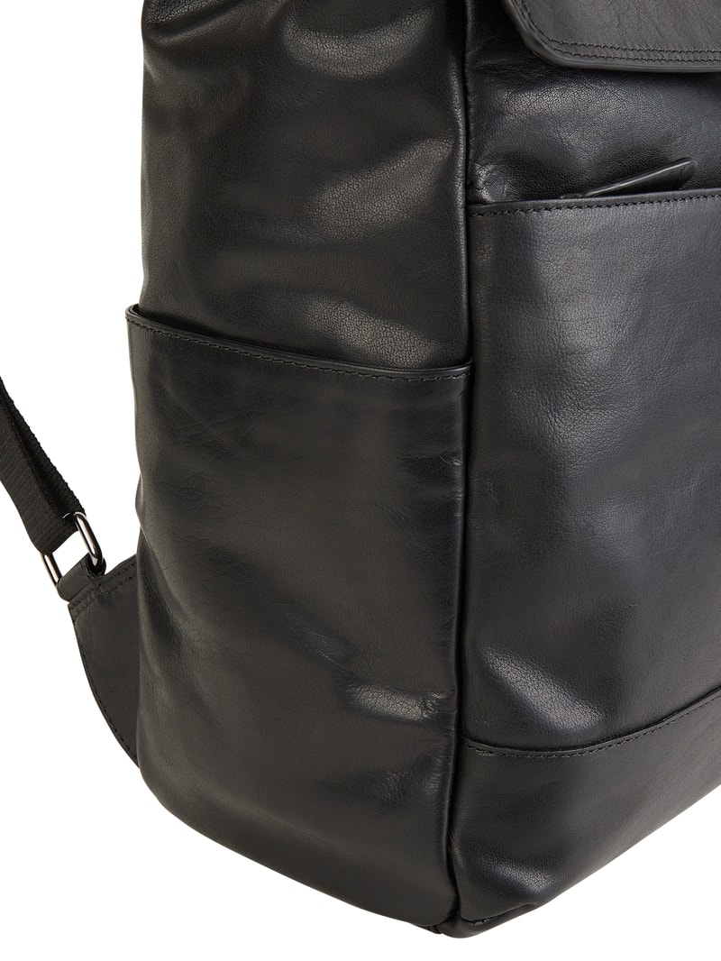 Rucksack aus Leder Modell 'Hyde Park' in schwarz