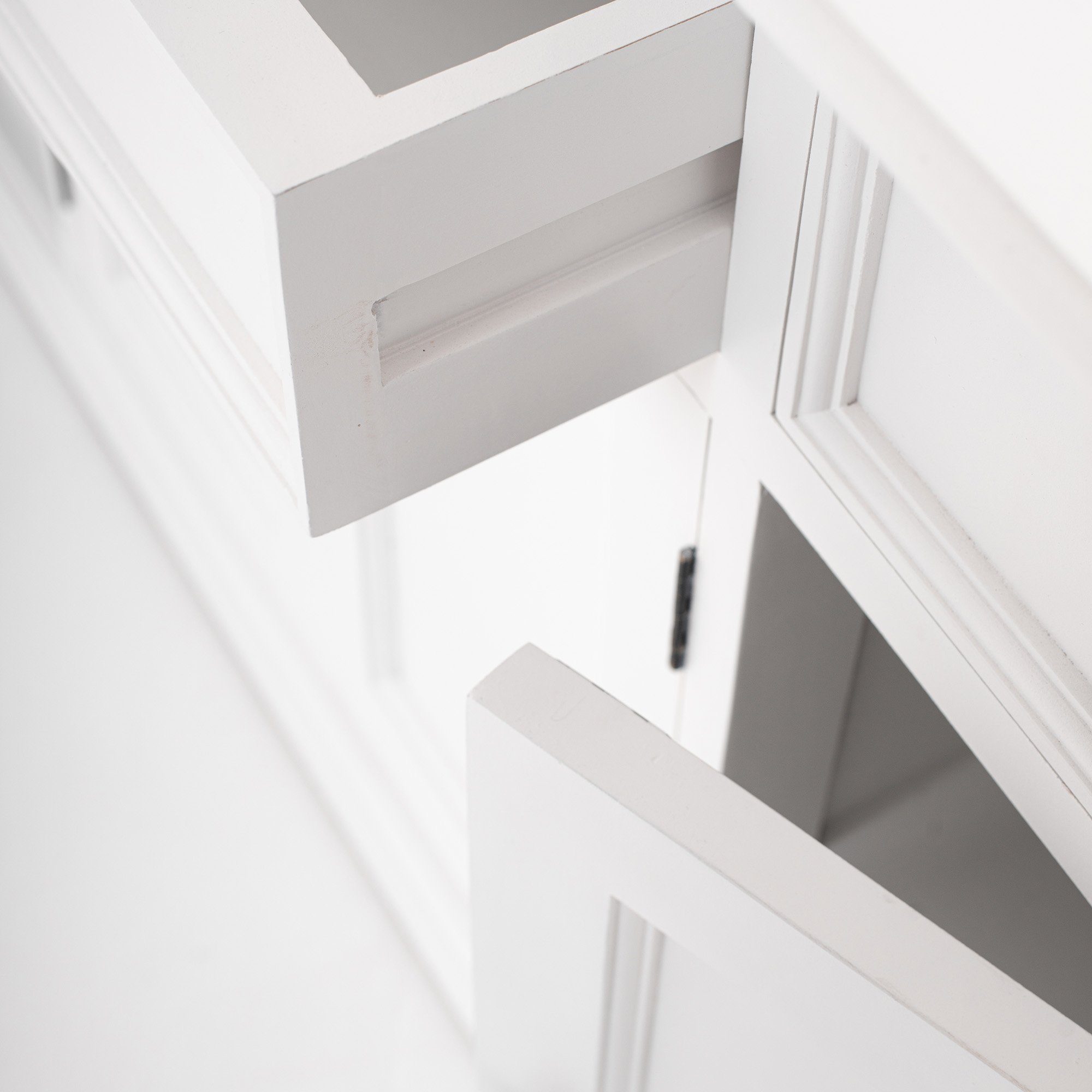 Novasolo Buffet Halifax Buffetschrank mit 4 Türen und 3 Schubladen
