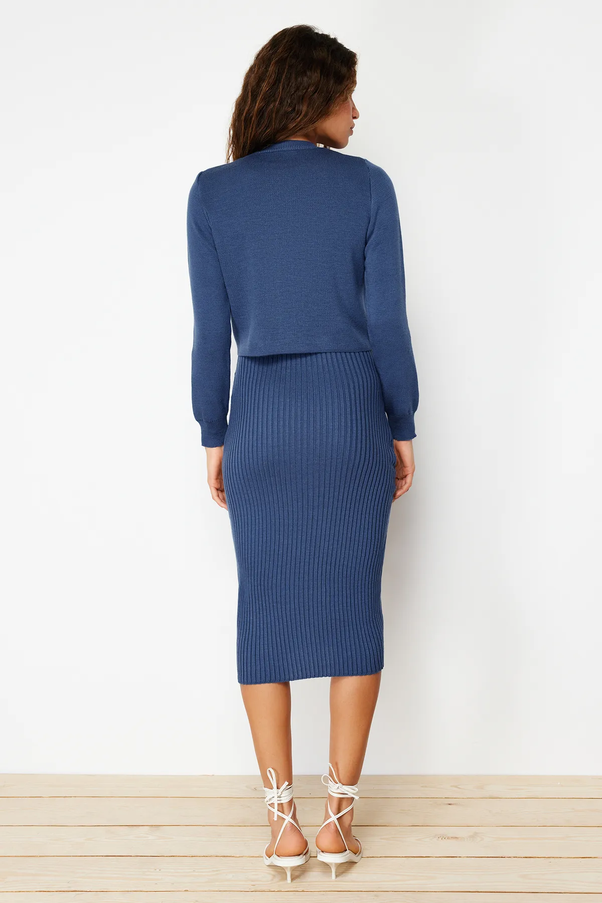 Trendyol Collection  Indigo-Einfarbig TWOSS23EL00738