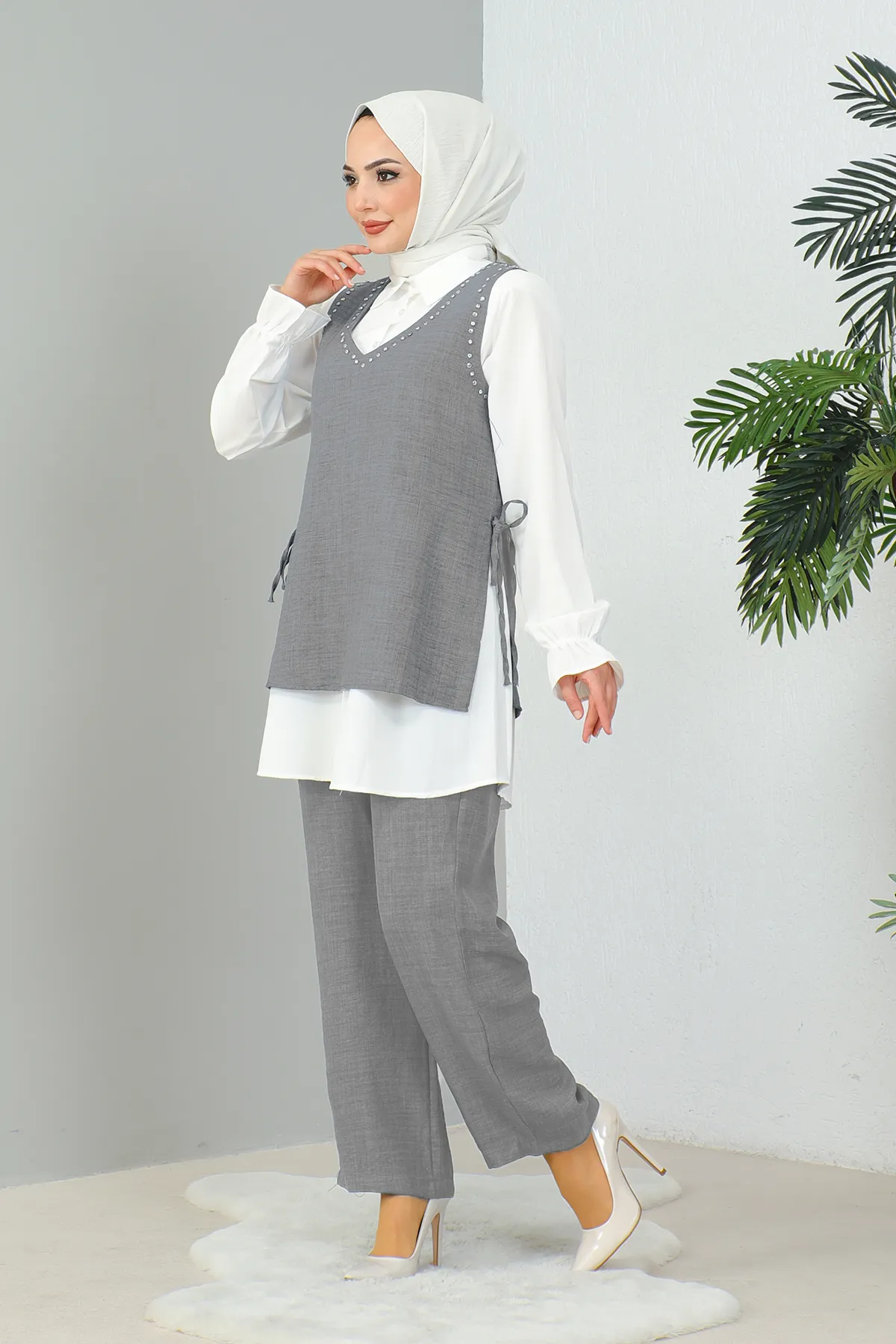 MODAQU  Dreierset aus grauem Leinen – Steindetails