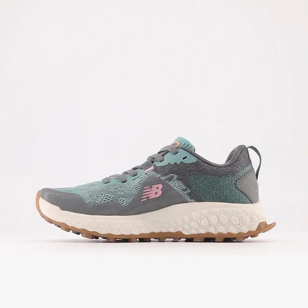 New Balance Fresh Foam X Hierro v7 WTHIERV7-B / grün