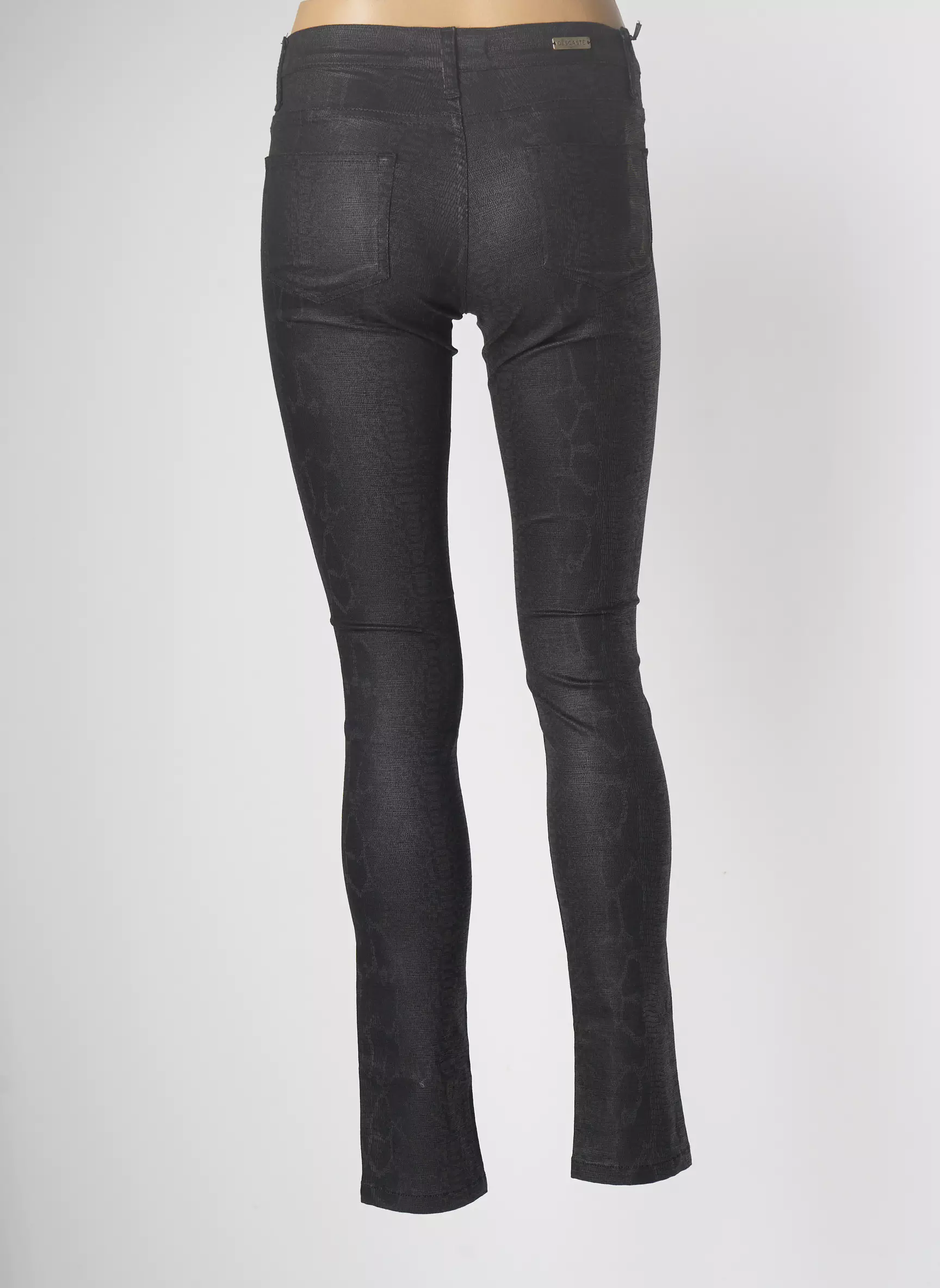 Desgaste Pantalons Slim Femme couleur noir