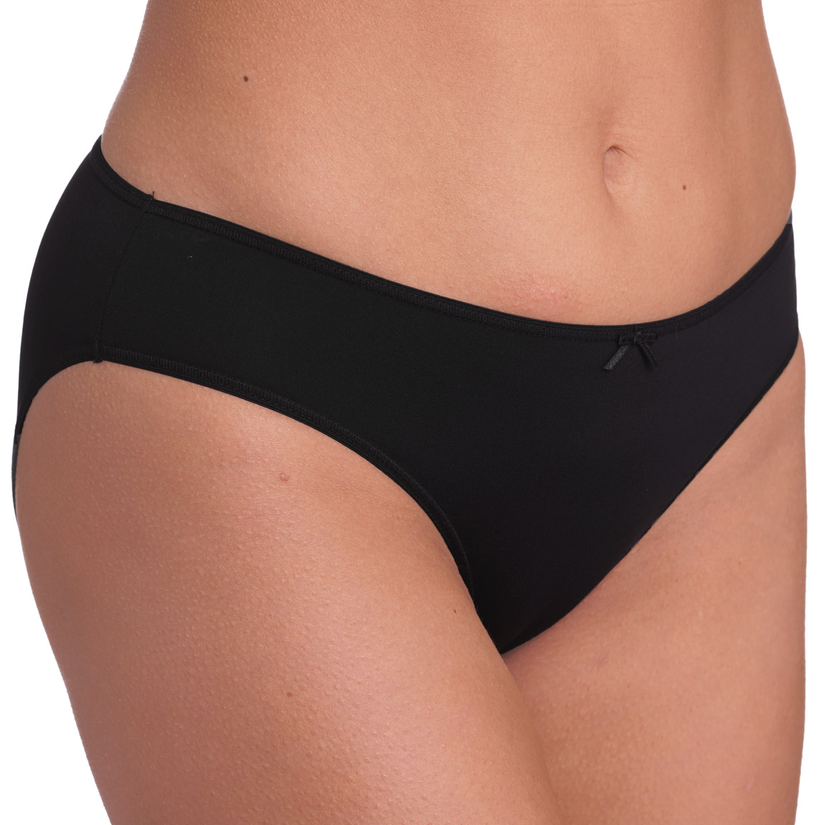 3 Damen Slips im Basic-Look