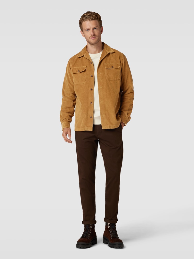 Cordhemd mit Brusttaschen in camel
