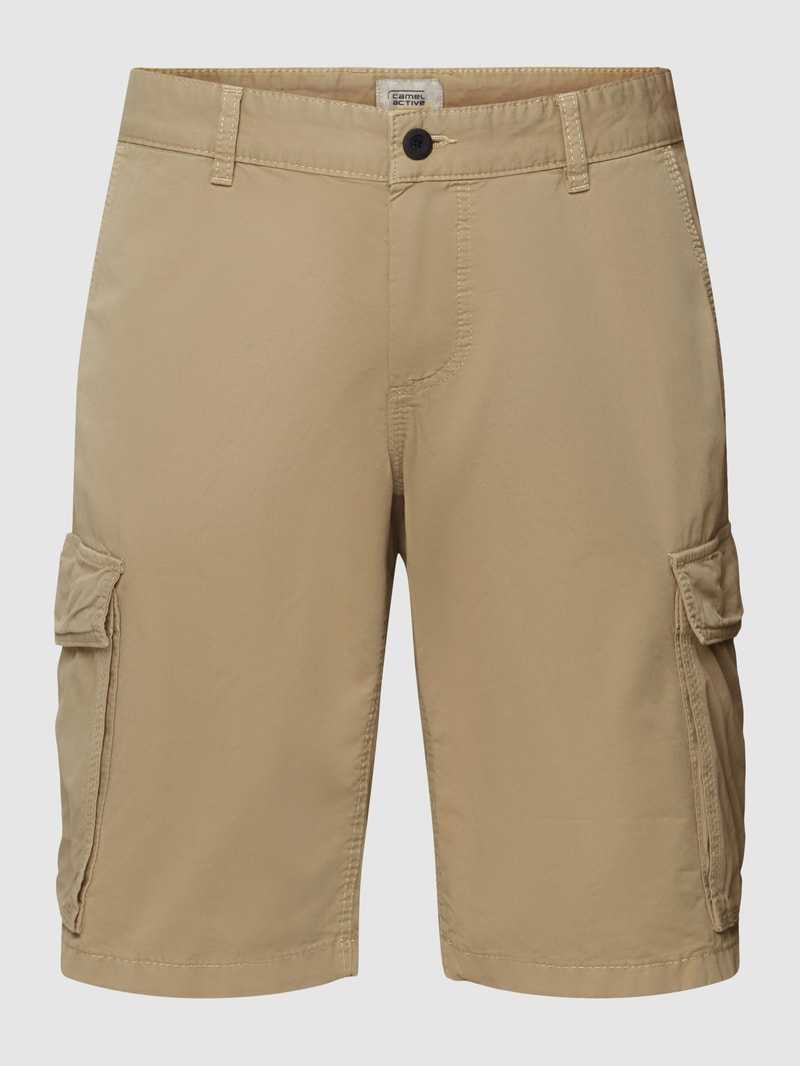 Shorts mit Cargotaschen in beige