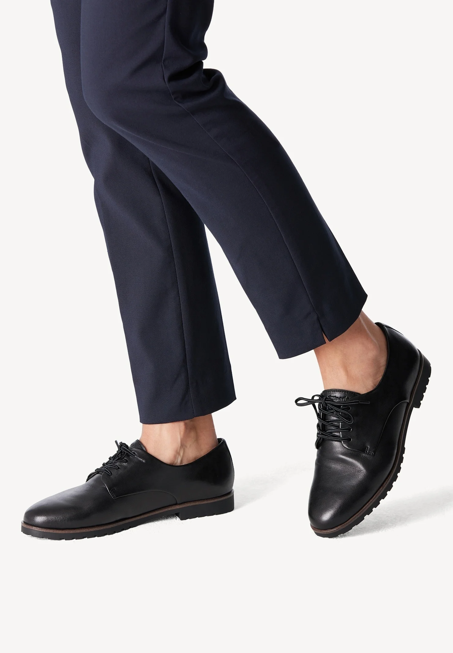 Zapatos con cordones Tamaris