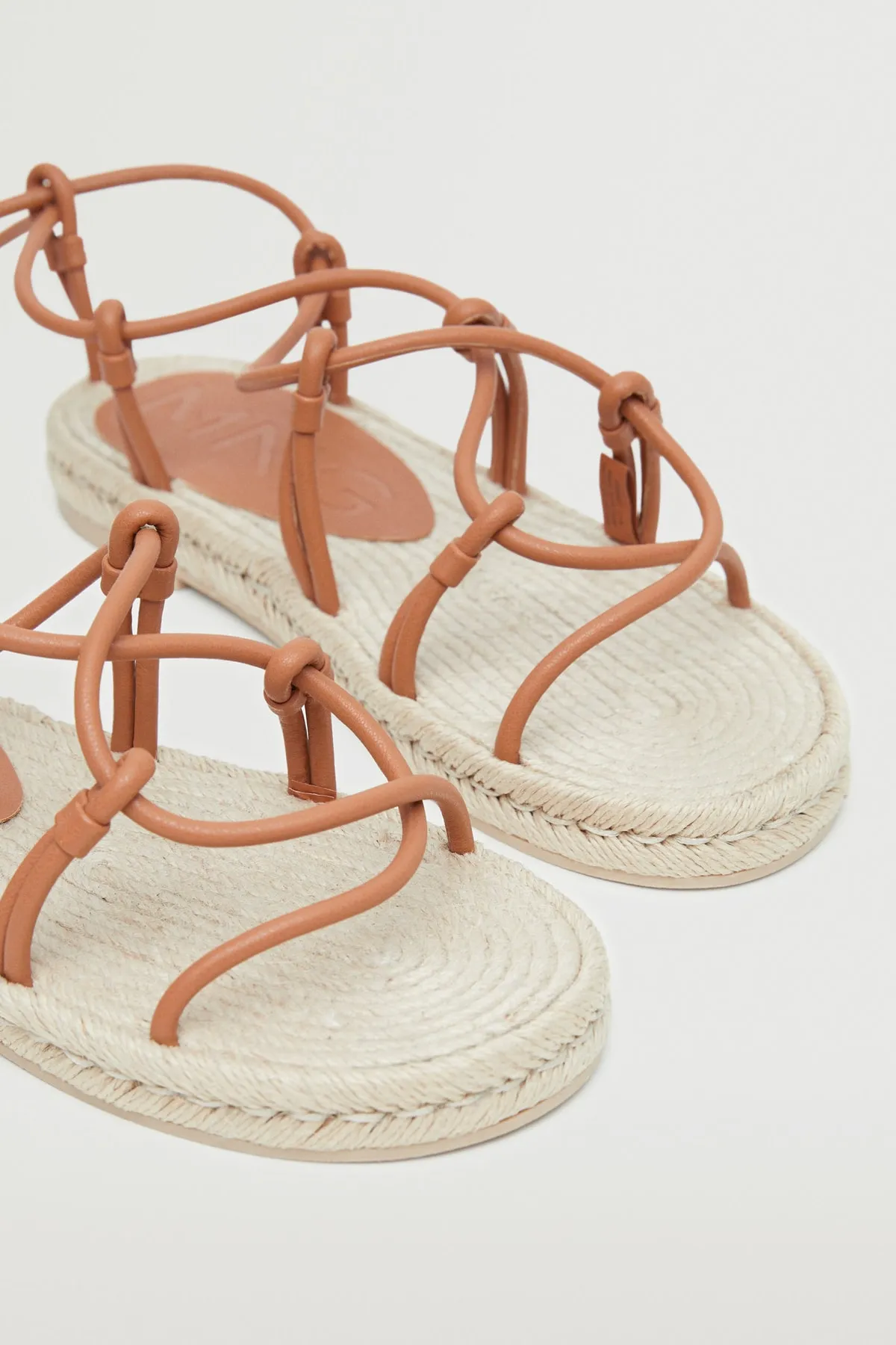 MANGO  Braune Damensandalen 37000822