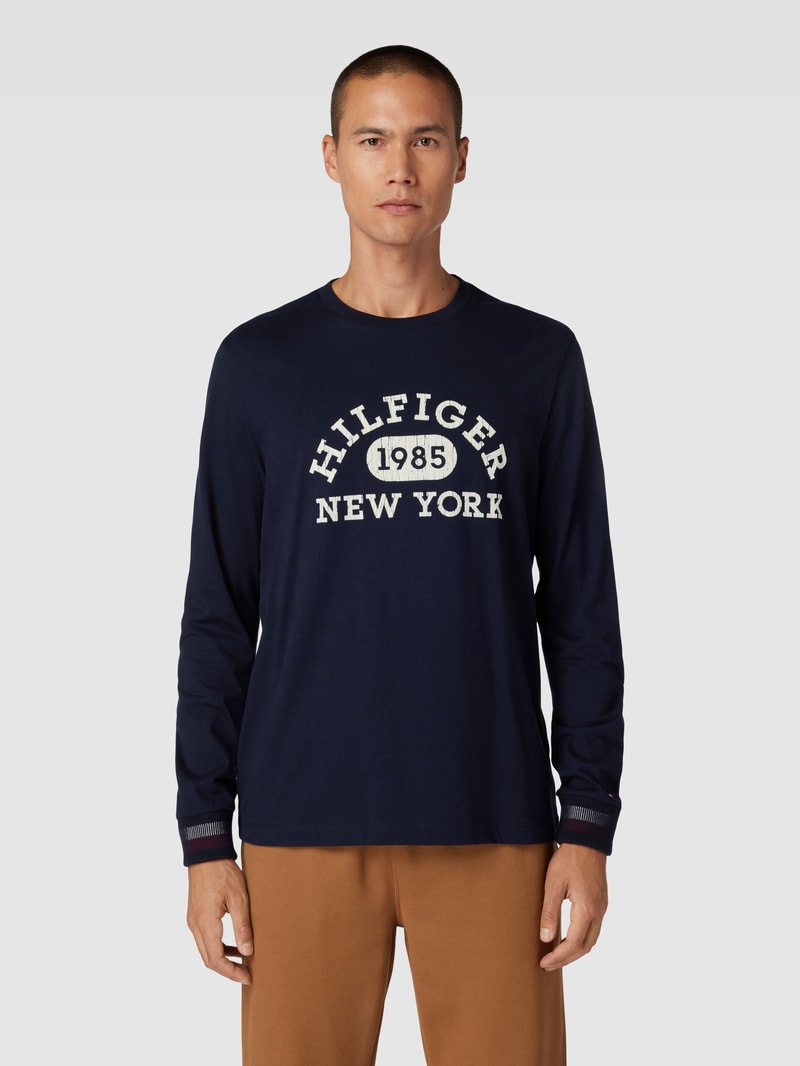 Longsleeve mit Label-Print Modell 'COLLEGIATE' in marineblau