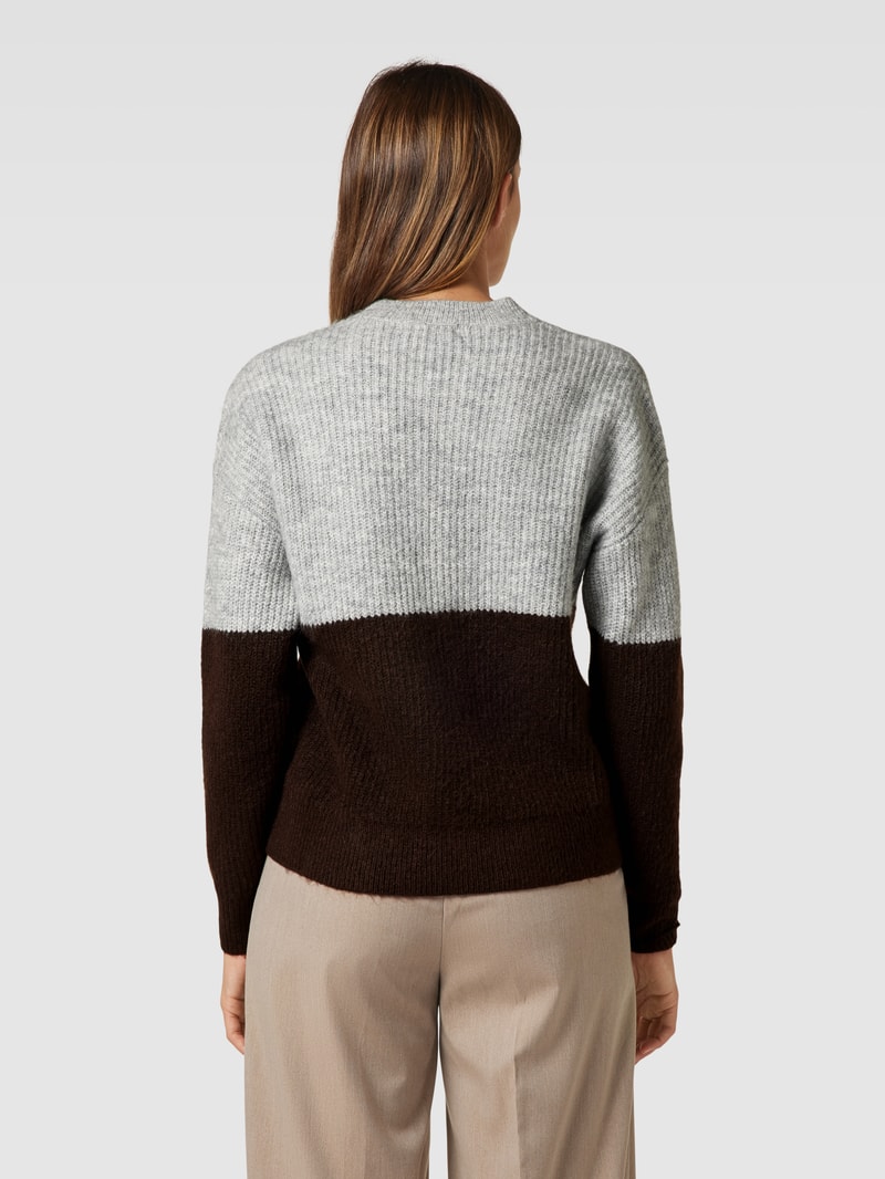 Strickpullover mit Rundhalsausschnitt in dunkelbraun