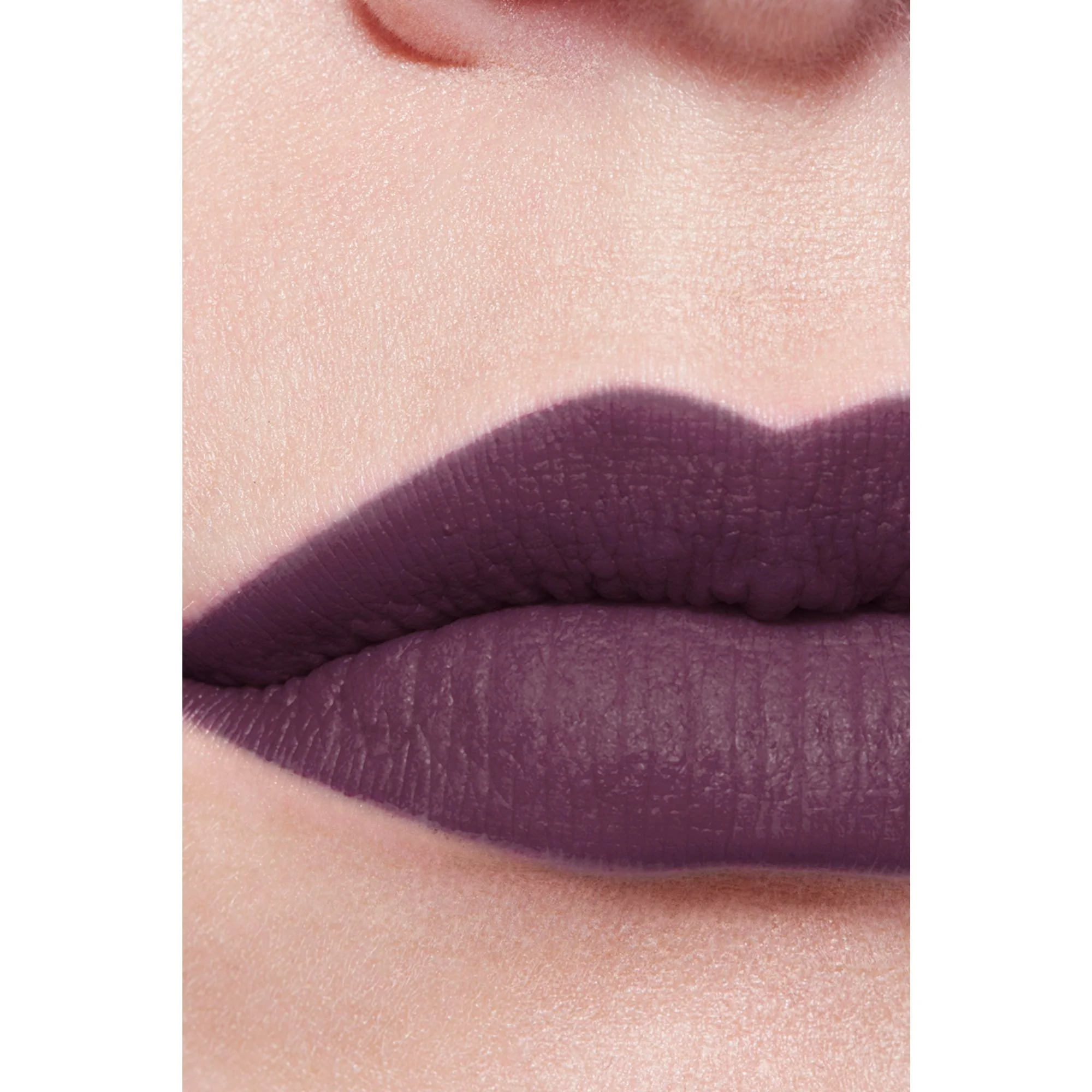 ROUGE ALLURE LIQUID VELVET - ΤΟ ΥΠΕΡ-ΜΑΚΡΥΑΣ ΔΙΑΡΚΕΙΑΣ, ΕΝΤΟΝΟ ΜΑΤ ΡΕΥΣΤΟ ΚΡΑΓΙΟΝ