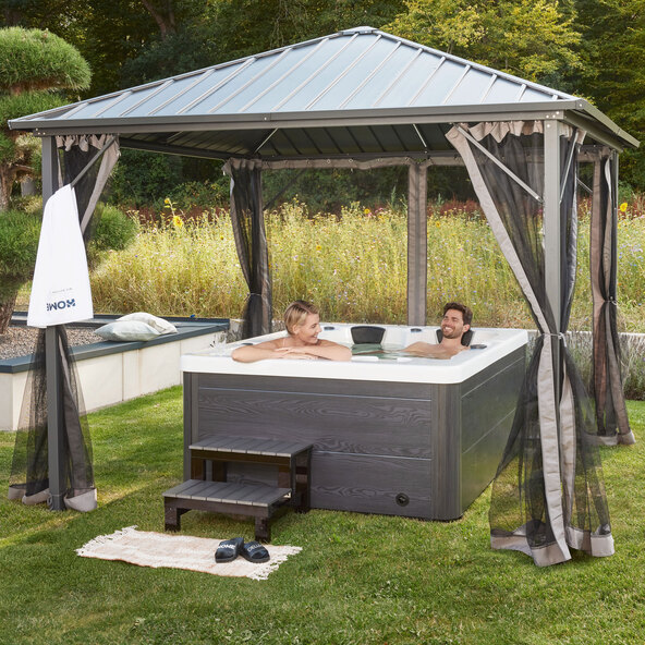 Outdoor-Whirlpool WHITE MARBLE