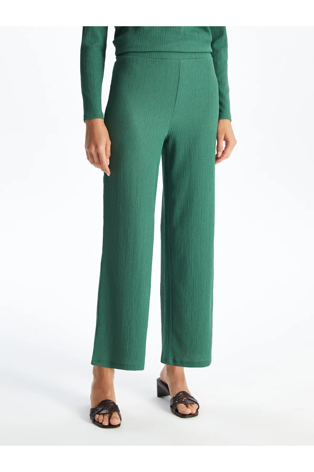 LC Waikiki  Bequeme Damenhose mit elastischem Bund