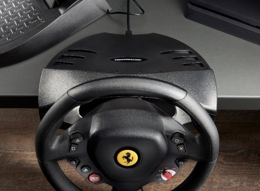 Thrustmaster T80 Ferrari 488 GTB Edition Lenkrad