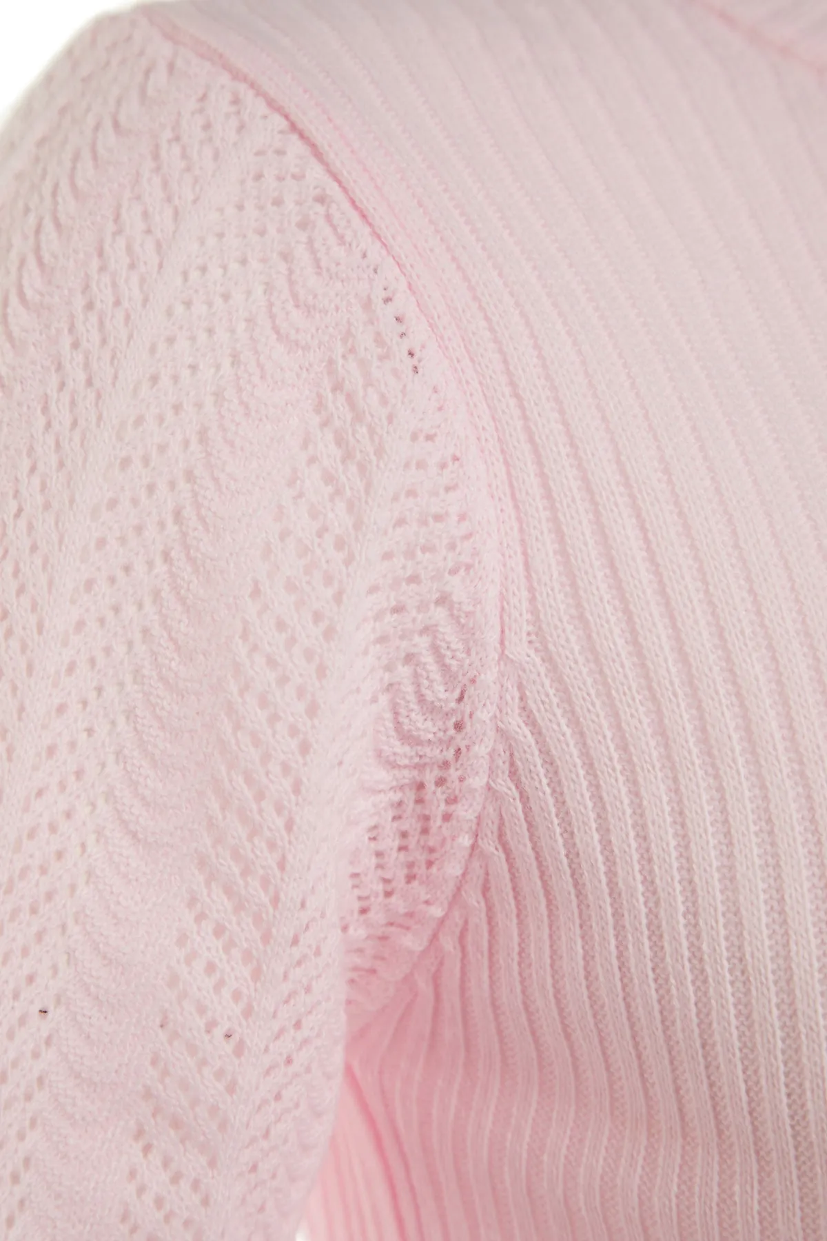 Trendyol Collection  Puderfarbener durchbrochener Strickpullover TWOAW23KZ00422