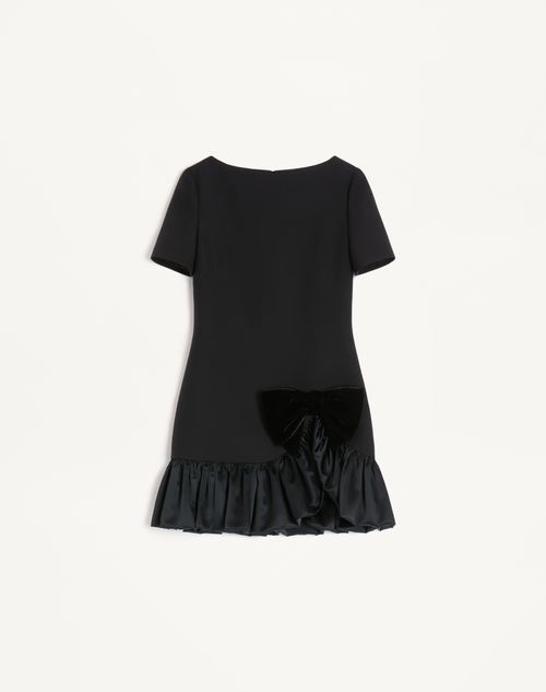 Vestido curto de crepe de alta costura