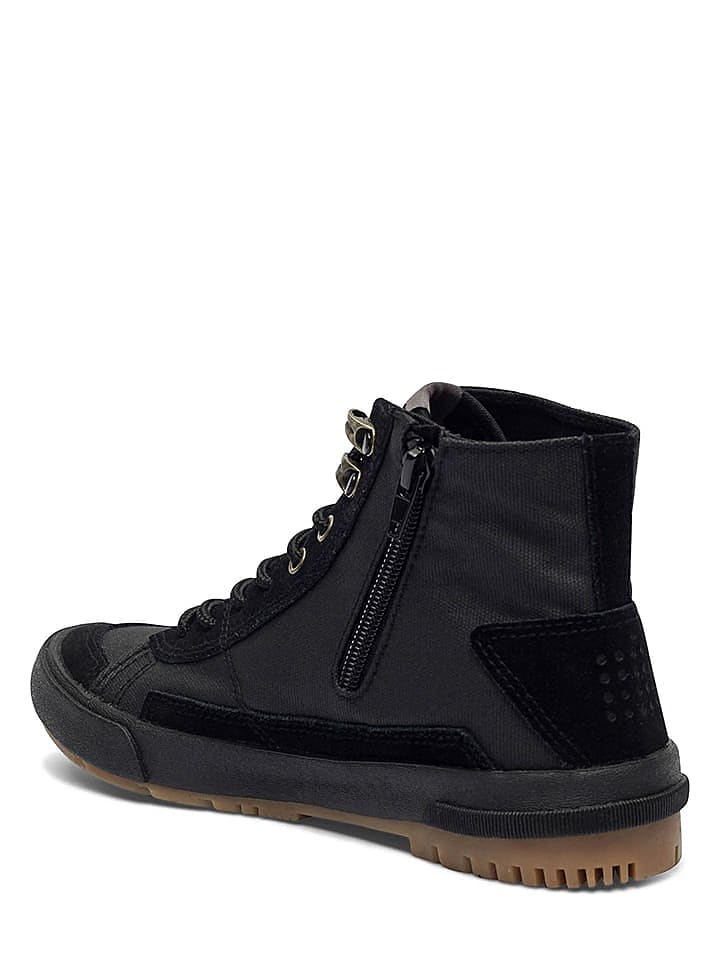 TBS Sneakers 