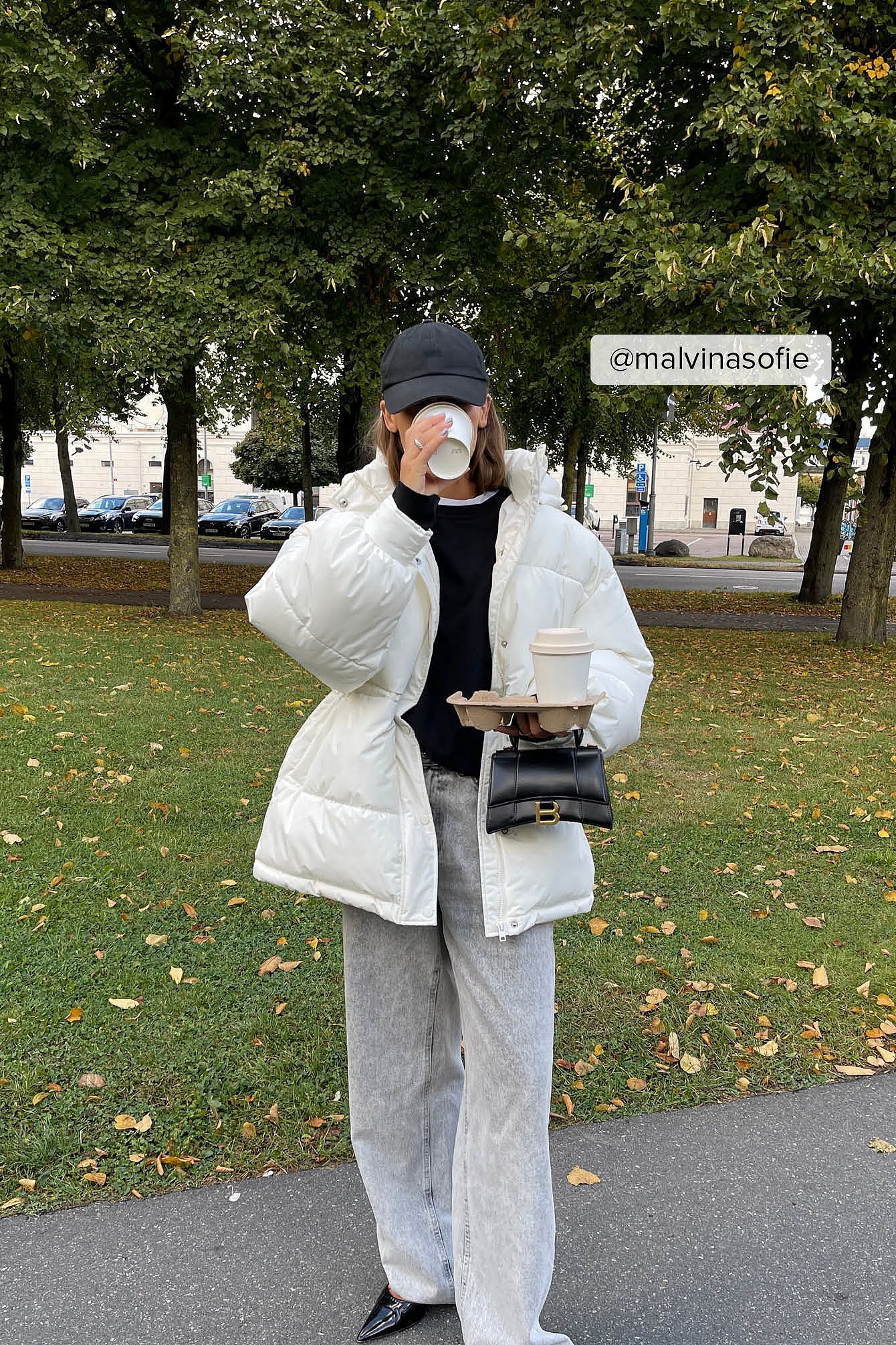 Recycelte gefütterte Jacke mit Kordelzug an der Taille