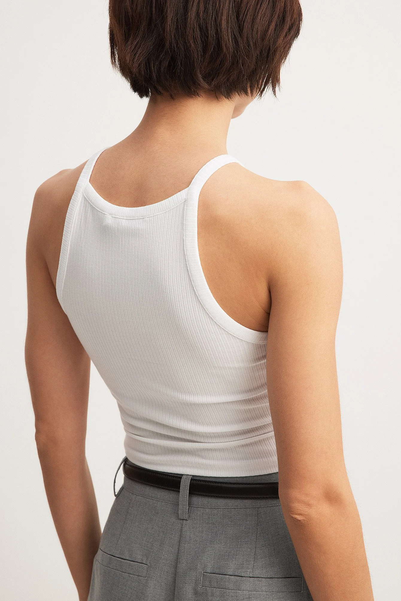 Hochgeschnittenes Crop-Singlet