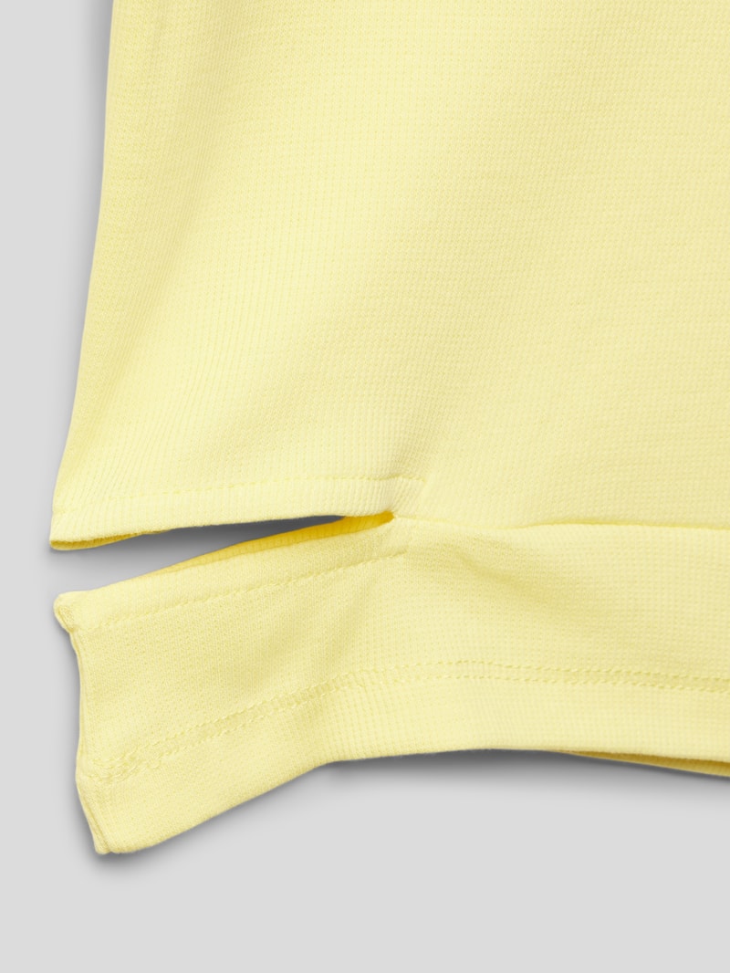 T-Shirt mit Cut Out Modell 'Girls Boxy T-Shirt' in hellgelb