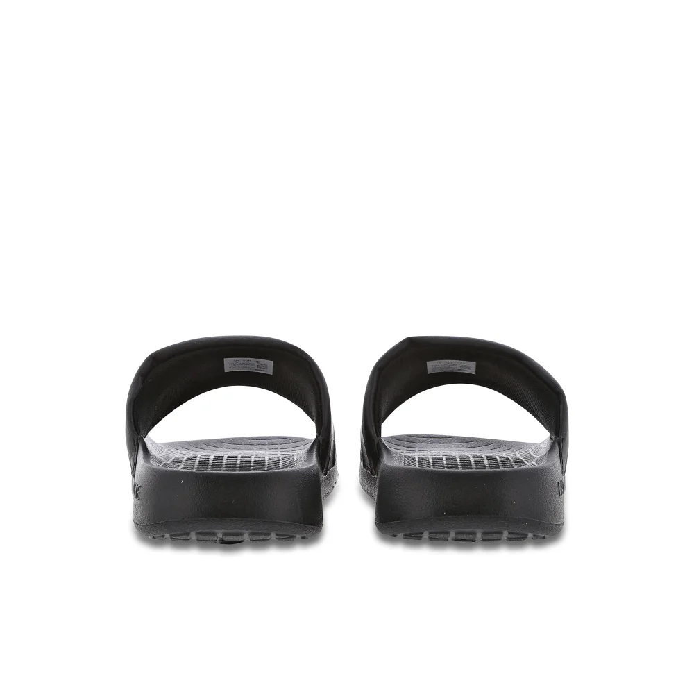 Lacoste Serve 745CMA008902H / schwarz