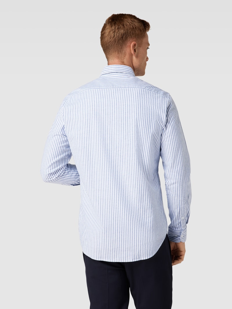 Regular Fit Business-Hemd mit Button-Down-Kragen in royalblau