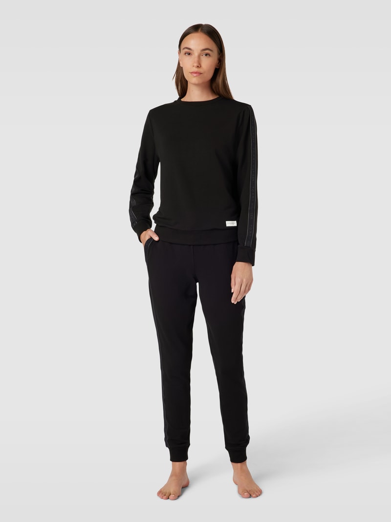 Sweatshirt mit Rundhalsausschnitt in schwarz