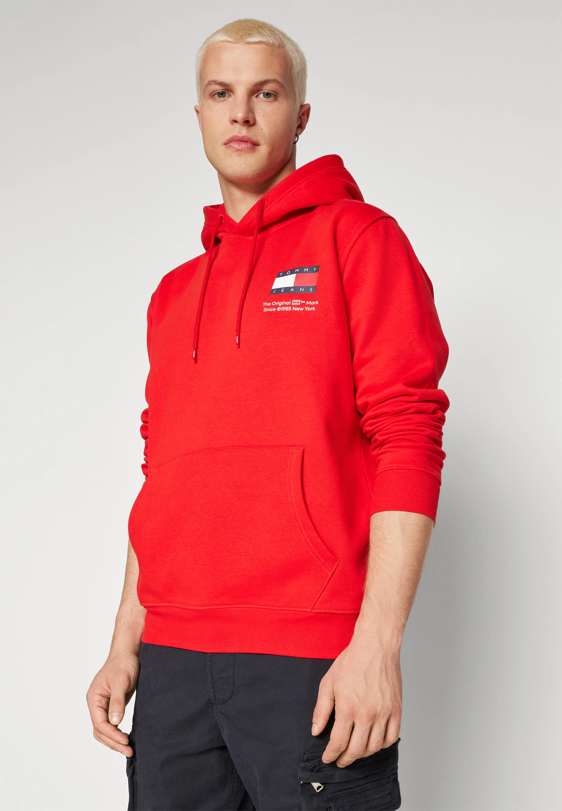 Sudadera Tommy Jeans Essential Flag Hood