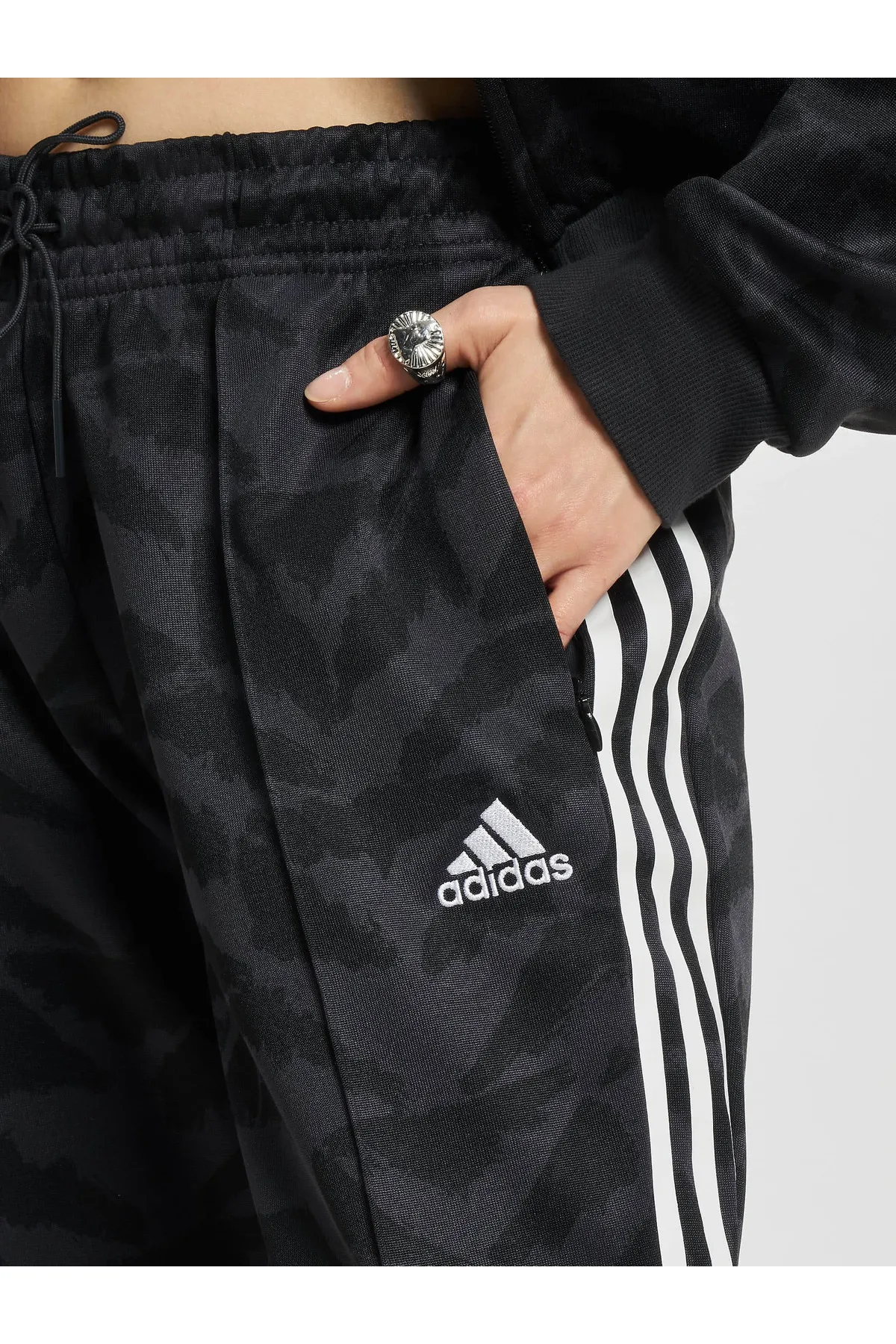 adidas  Jogginghose - Schwarz - Straight