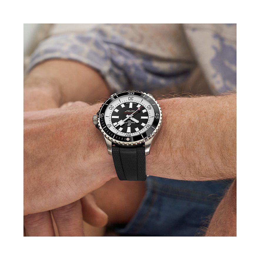 Breitling Herrenuhr Superocean Automatic 44
