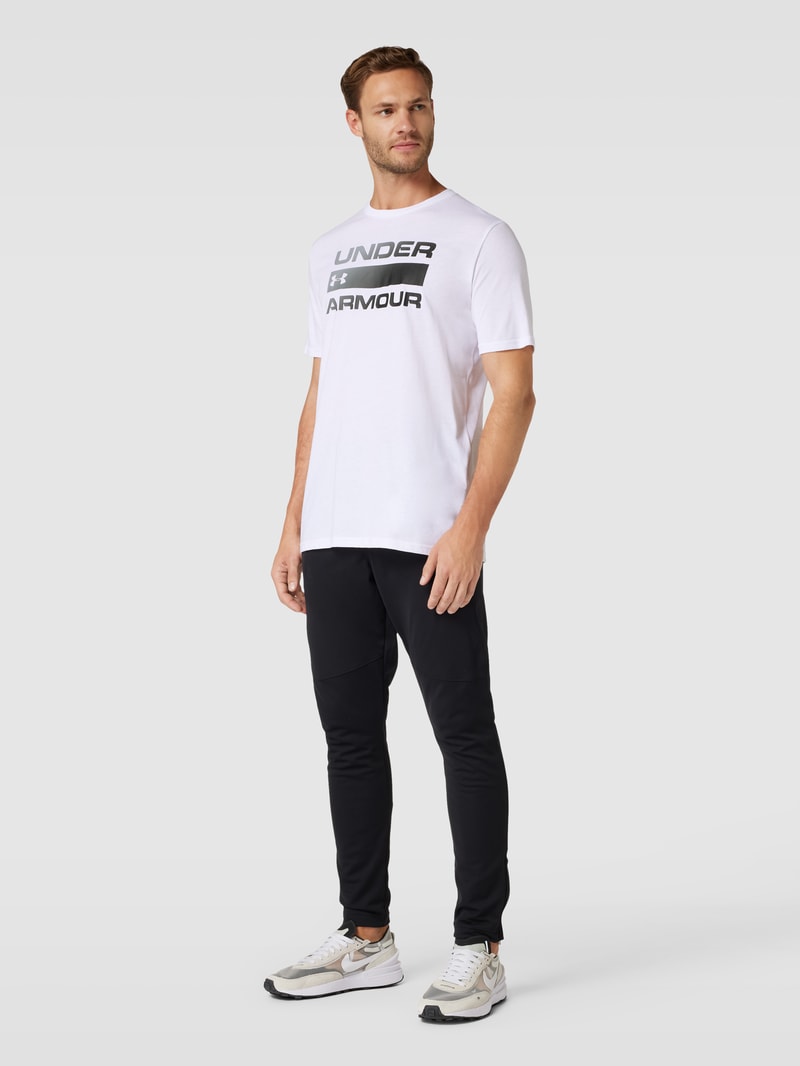 T-Shirt mit Label-Print in weiß