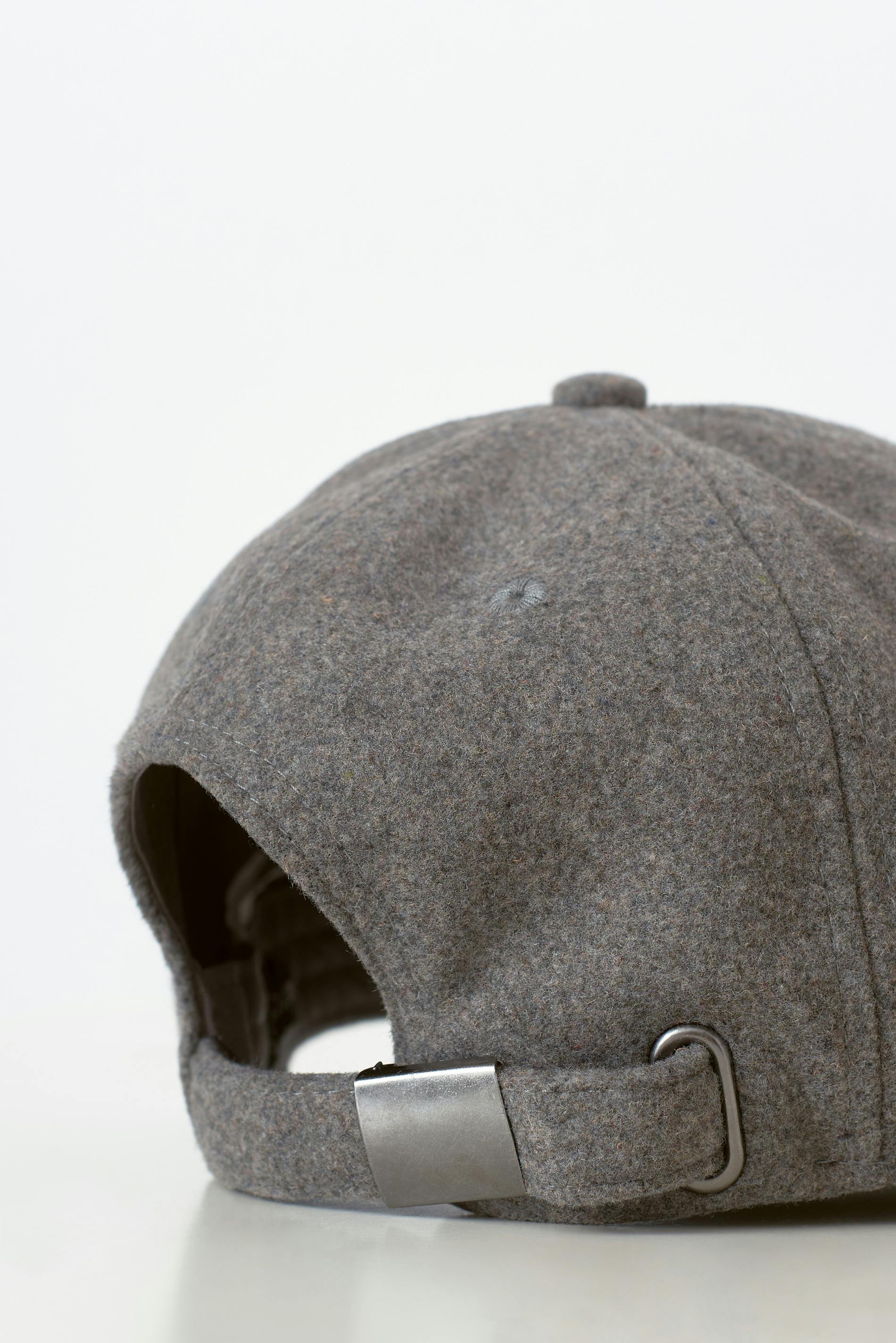 Felt cap