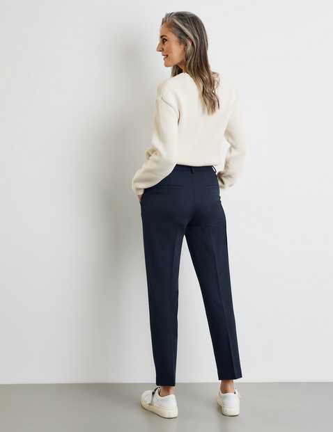 Elegante Stretchhose mit Saumschlitzen