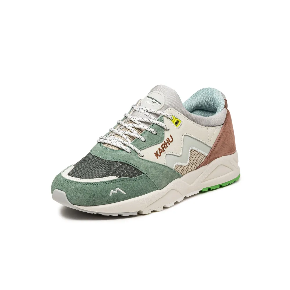 Karhu Aria 95 F803113 / braun