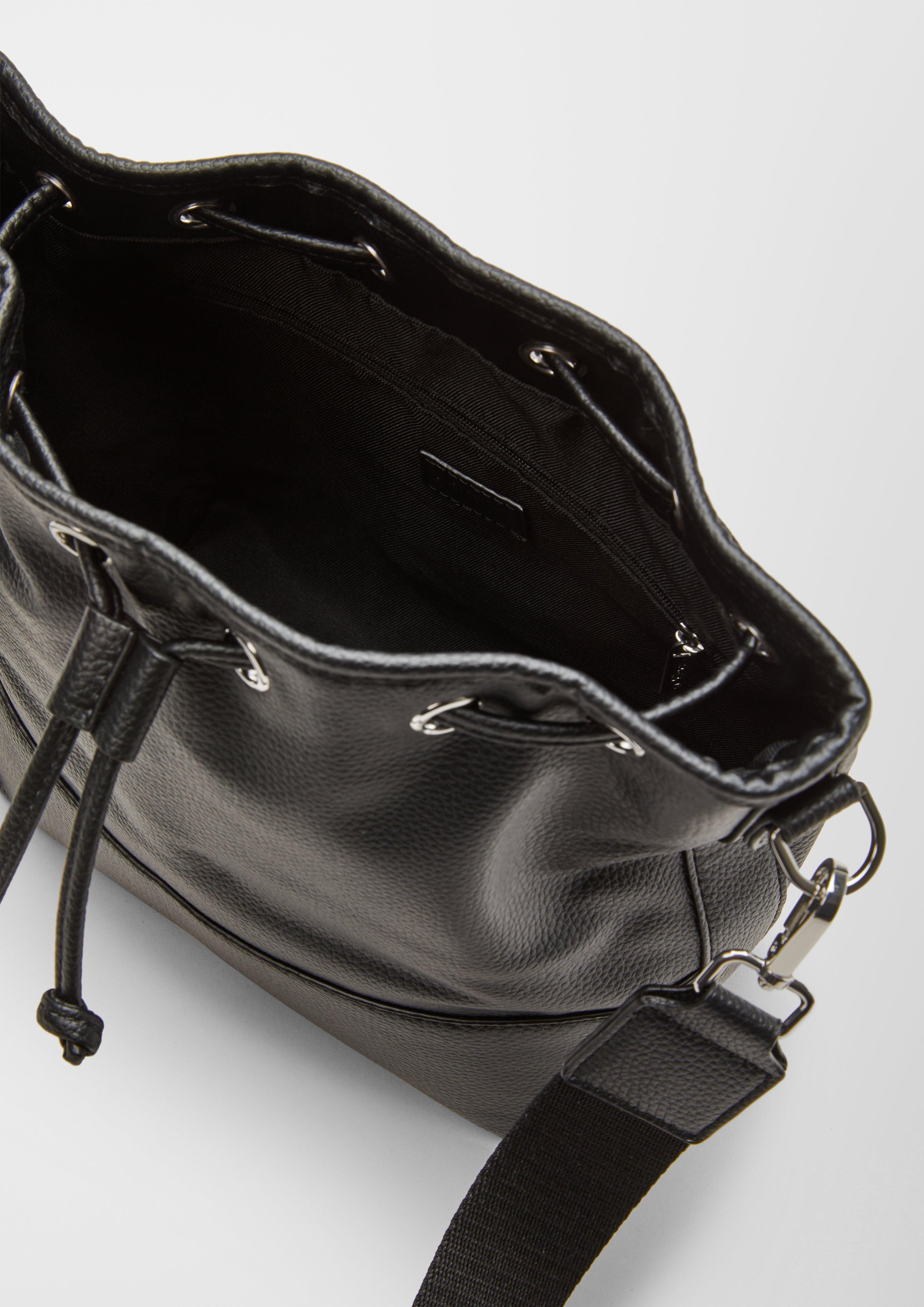 Shoulder Bag aus Lederimitat  2129942-9999