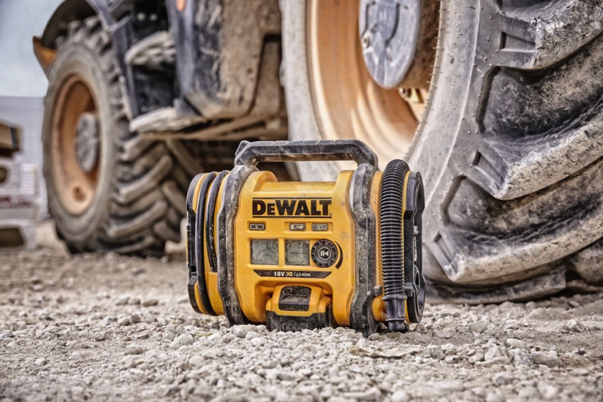 DeWalt DCC018N-XJ Akumulatorska zračna pumpa 18 V
