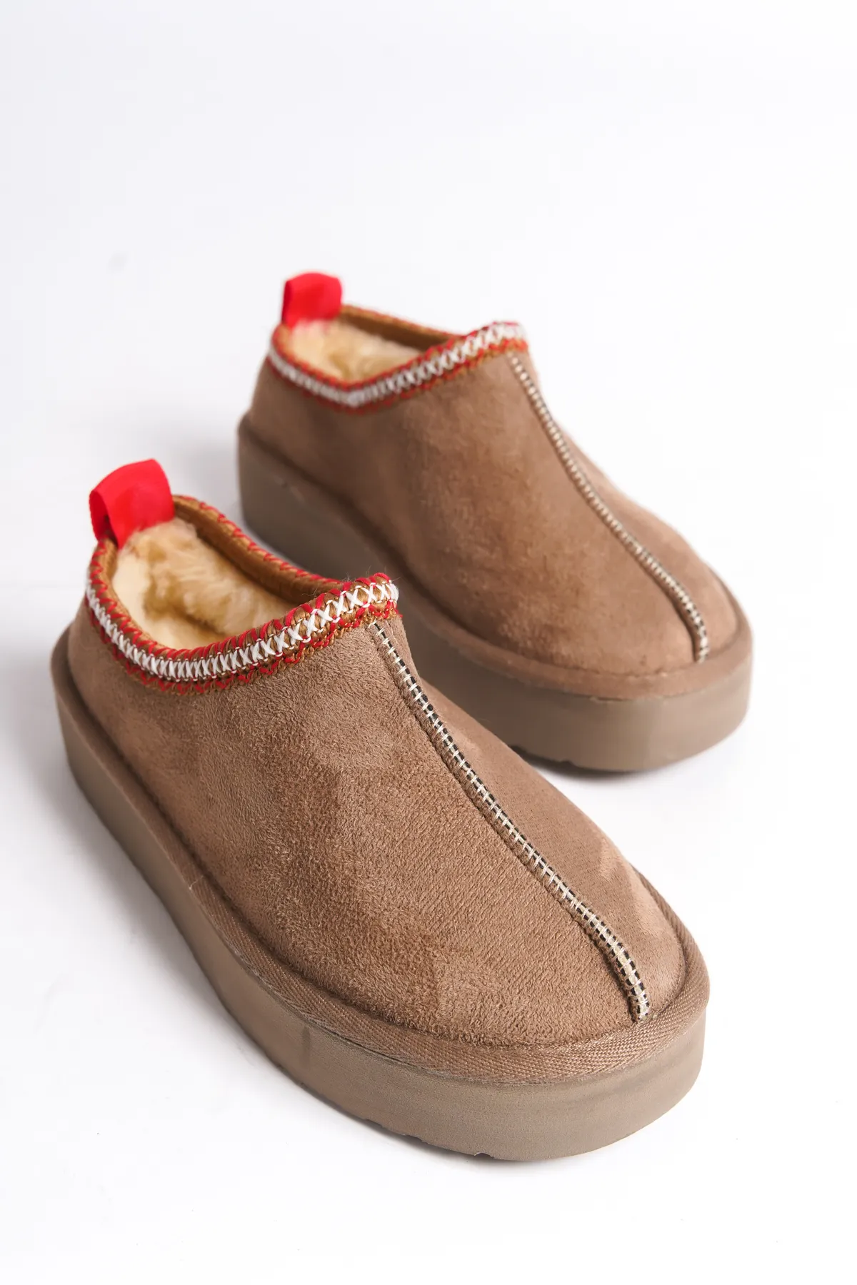 Capone Outfitters  Furry Inside Damenschuhe mit flacher Sohle