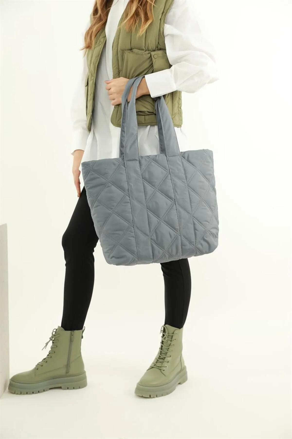 Madamra  Graue Damen-Pufftasche mit Steppmuster