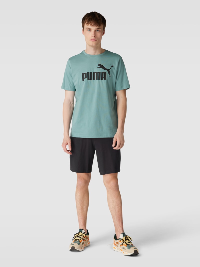 Sweatshorts mit Label-Stitching Modell 'CLASSICS' in schwarz