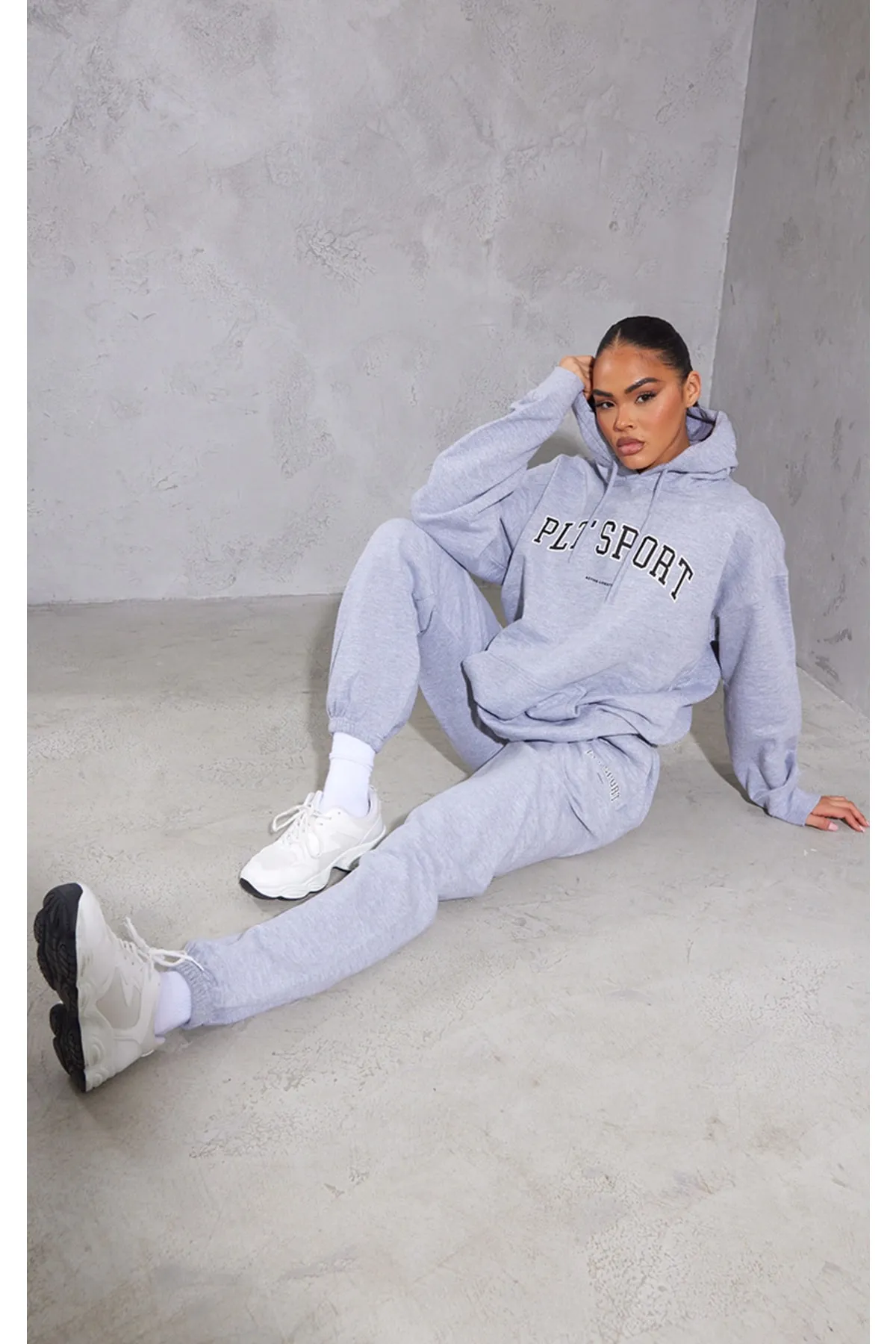 AFROGİYİM  Trainingsanzug - Grau - Relaxed Fit