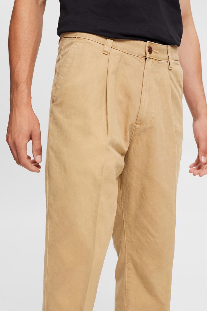 Loose Fit Chinos