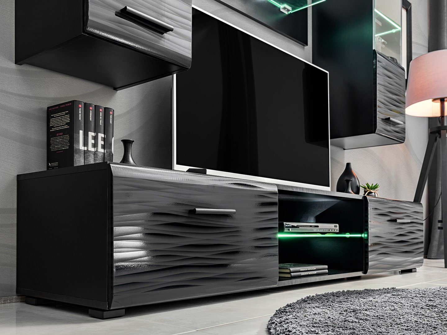 Stylefy Wohnwand Berta, (Wohnmöbel, Wohnzimmer-Set), 2×Hängevitrine, 1×Lowboard, 1×Wandregal, LED-Beleuchtung, Glaseinsatz