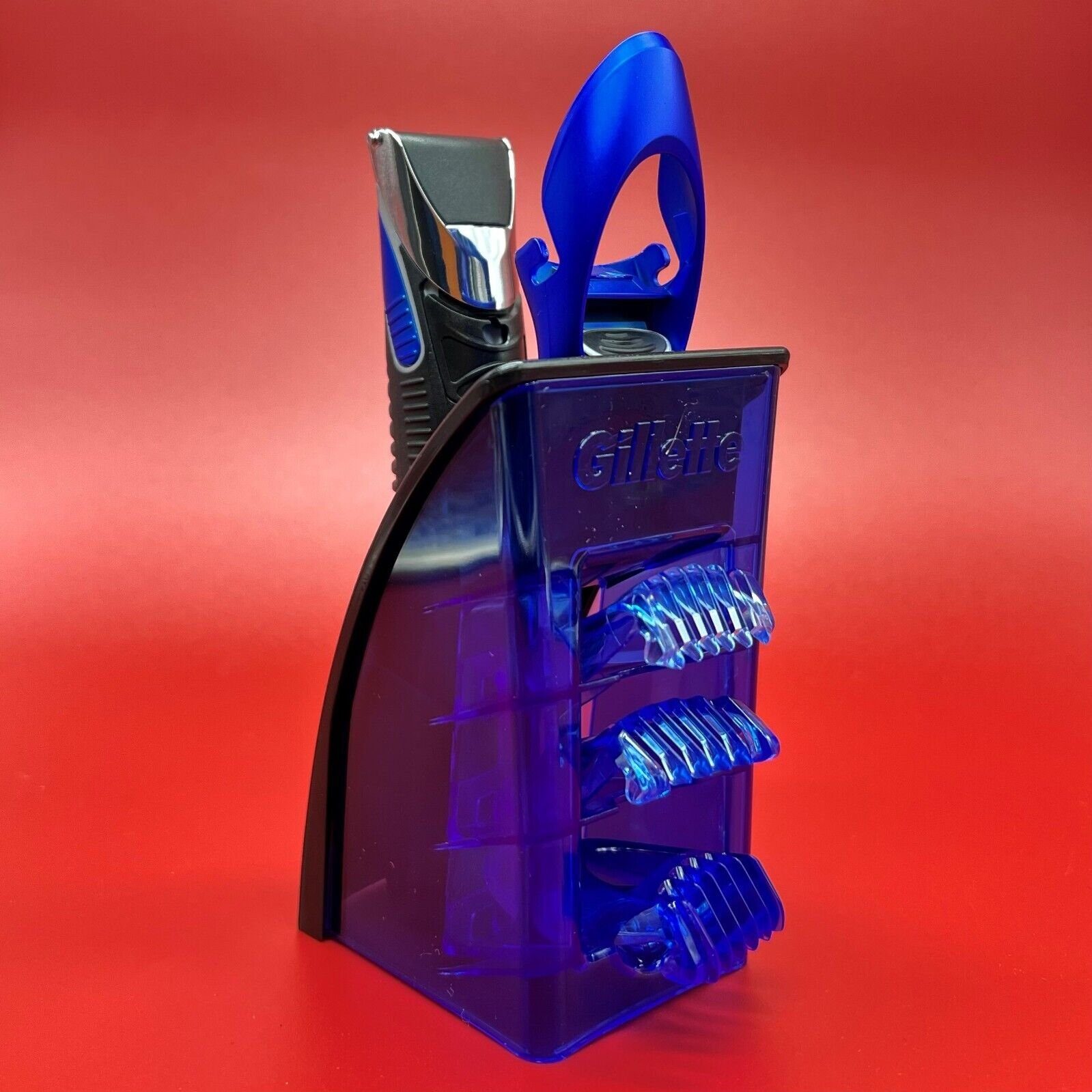 Gillette Rasierset Gillette Fusion ProGlide Styler 7Tlg Geschenkset Rasierer Set Männer, 7-tlg., elektrischer Rasierer mit Aufsätzen Pflege Rasiermaschine rasierset, Rasur Shaving Gillette Komplett Set Herren Männer