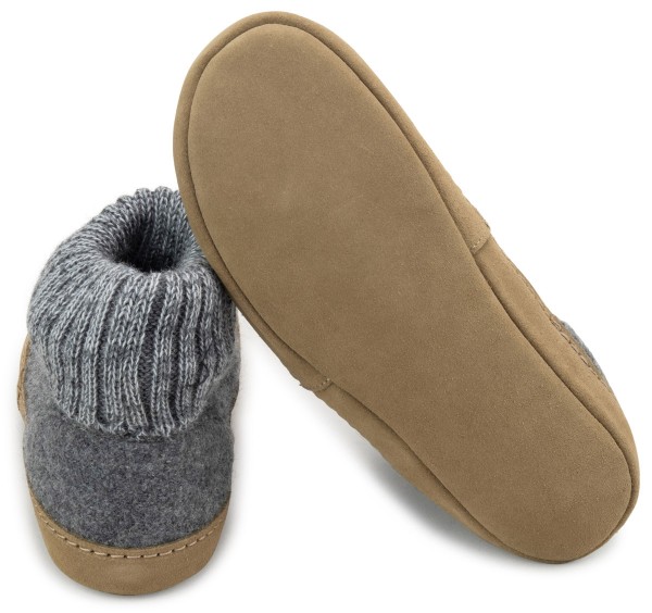 Gottstein ~ Dakota Hüttenschuh ~ Grey
