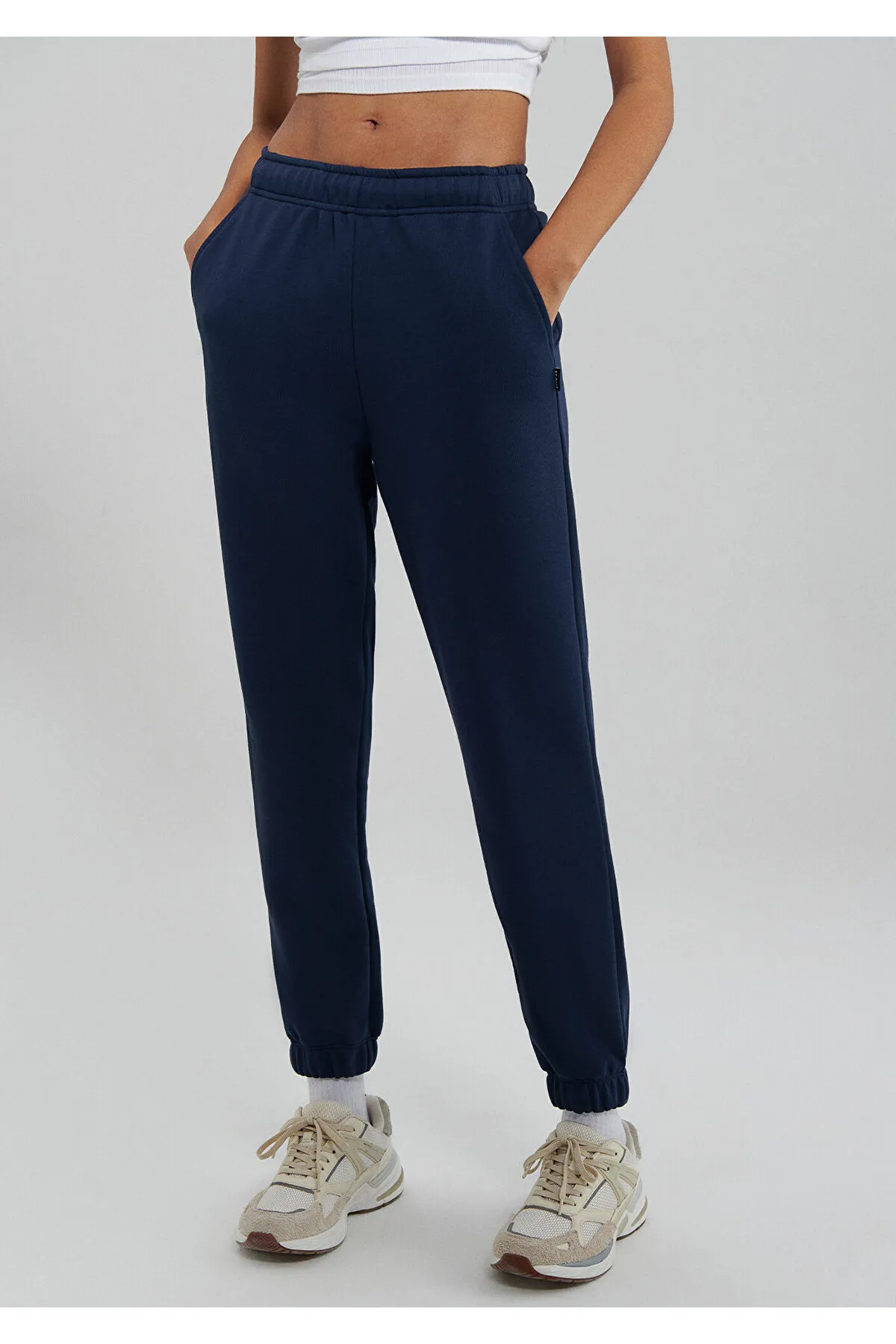 Mavi  Marineblaue Basic Jogginghose1600823-86623