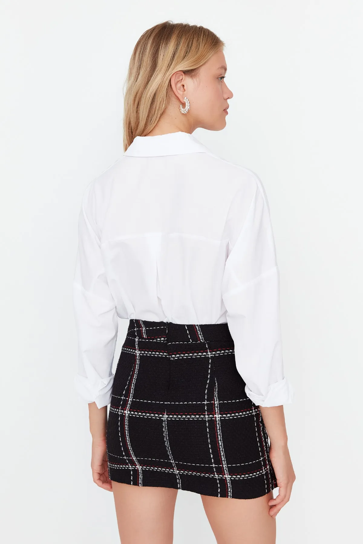 Trendyol Collection  TWOAW23ET00050 - Zweireihiger Minirock aus schwarzem Tweedstoff