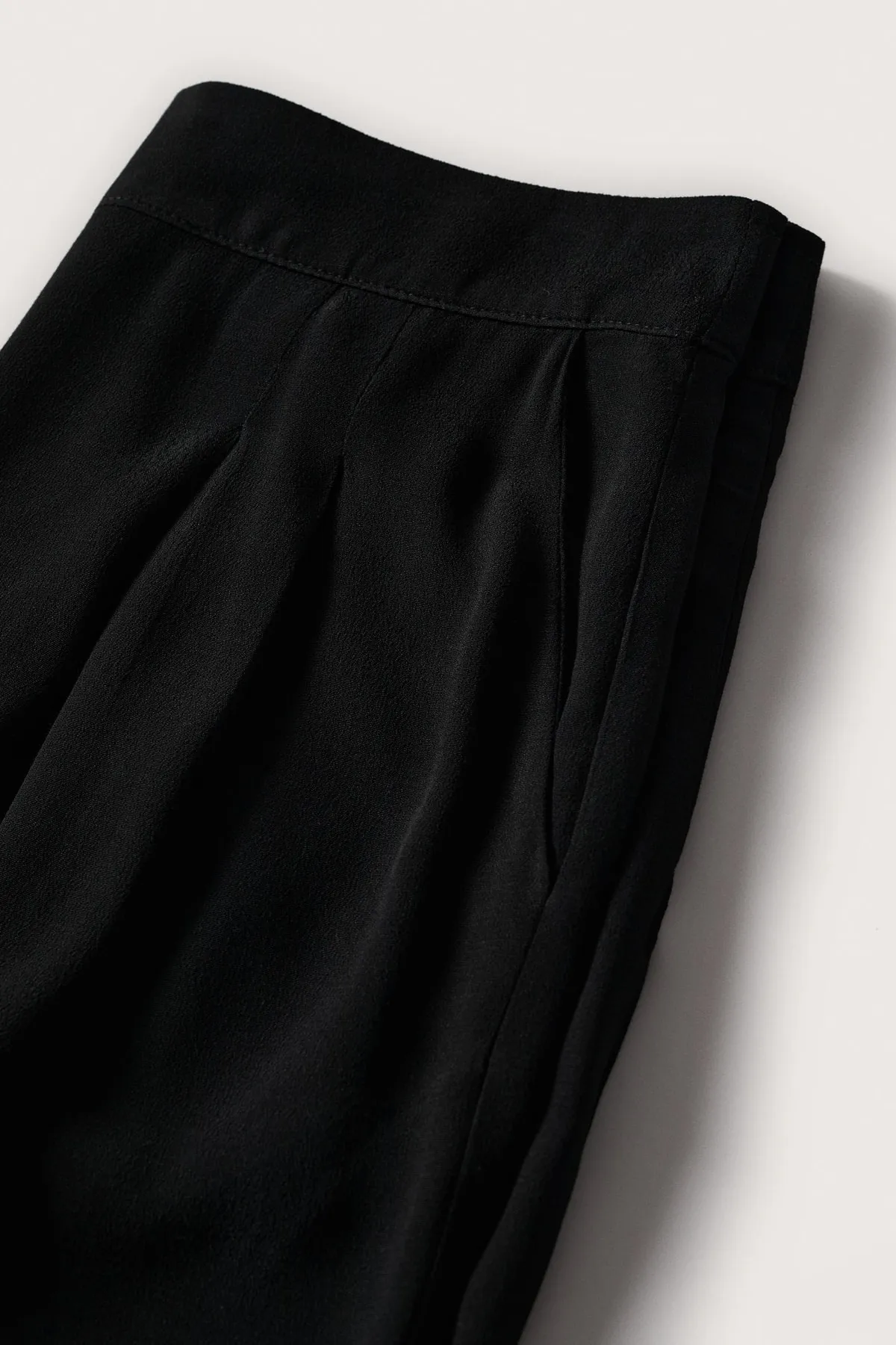 MANGO  27008633 Frau / Mädchen Schwarz